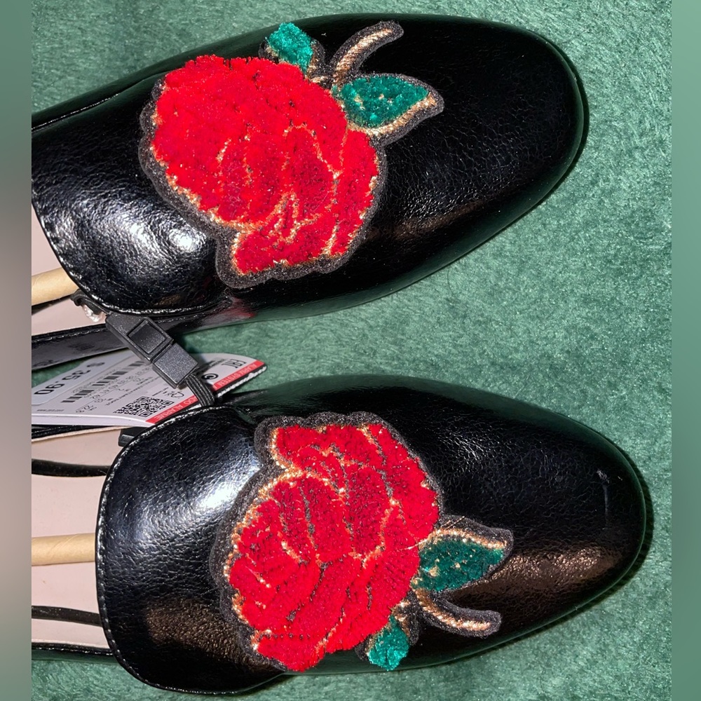 Zara Velvet Rose Detailed Shoes
